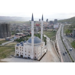 Saruhan Camii